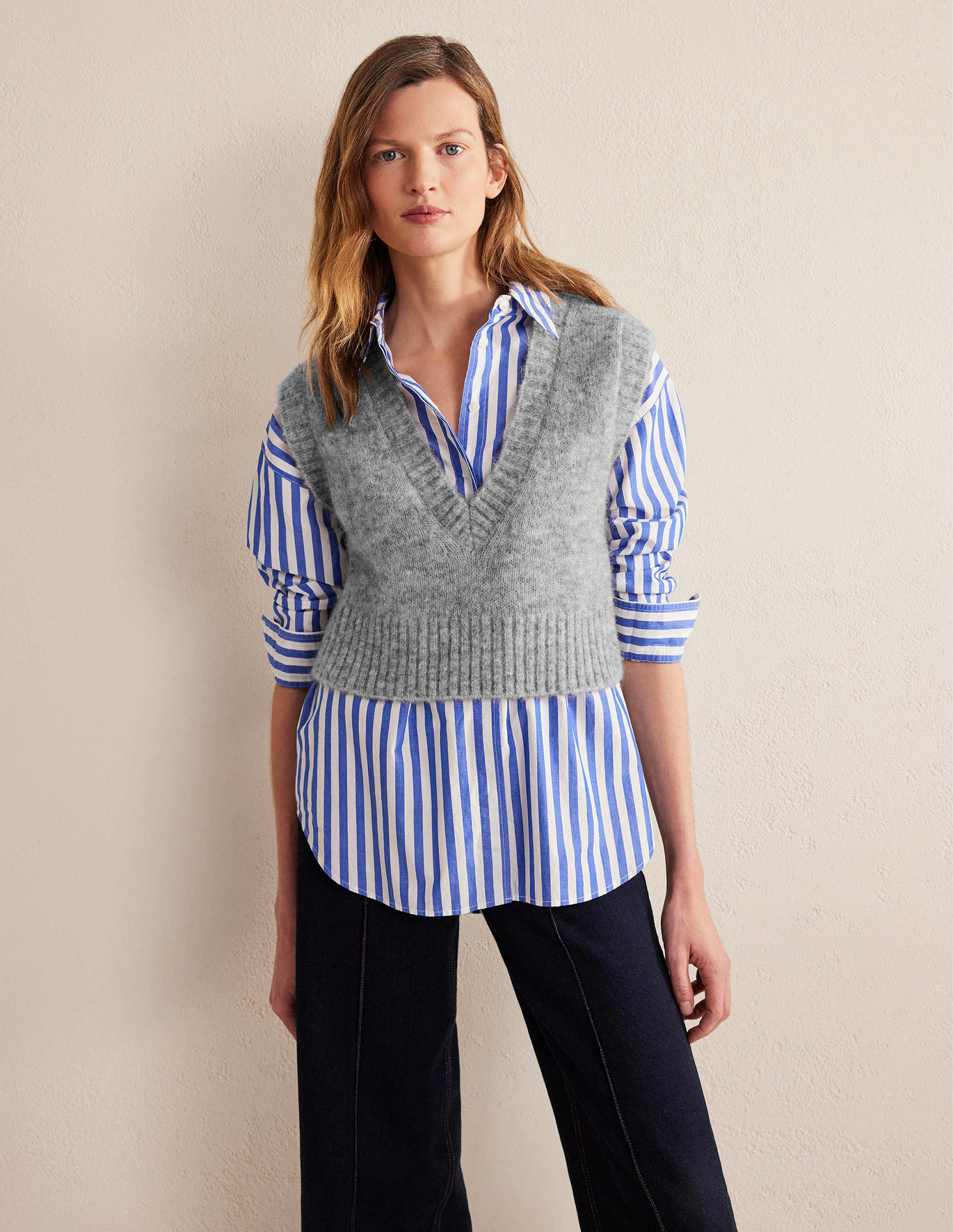 보덴 Boden Cropped V-neck Sweater Vest - Grey Melange