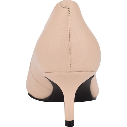  Calvin Klein Danica Pointed Toe Pump_LIGHT NATURAL LEATHER