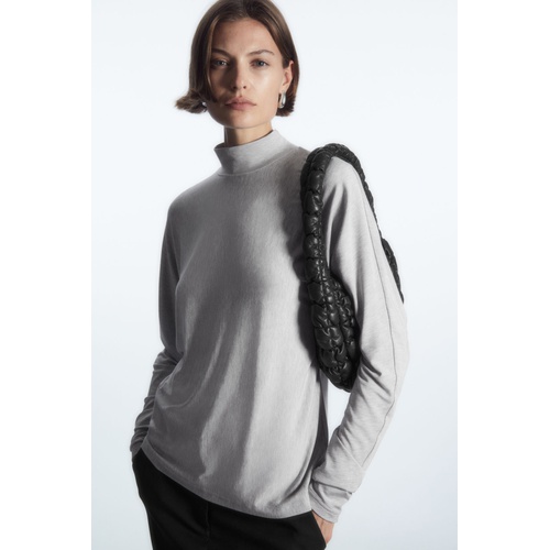 COS RELAXED LONG-SLEEVED ROLL-NECK TOP