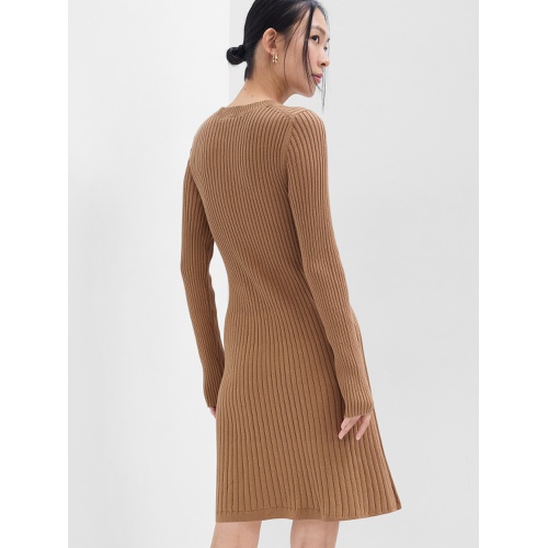 갭 Ribbed Sweater Mini Dress