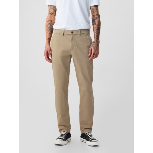 갭 Modern Khakis in Skinny Fit with GapFlex