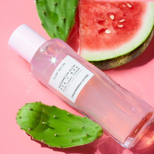  Glow Recipe Watermelon Glow PHA + BHA Pore-Tight Facial Toner - Mild Exfoliating Toner with Cactus Water + Cucumber + Hyaluronic Acid + Tea Tea Extract - Soothing + Refining Face T
