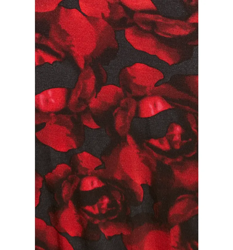  Oh La La Cheri Lace Trim Floral Print Robe & G-String Set_RED ROSE PRINT/ BLACK ROSE