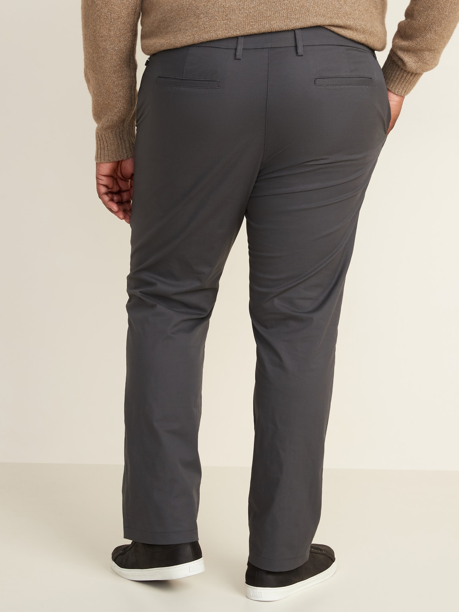 올드네이비 Slim Built-In Flex Ultimate Tech Chino Pants