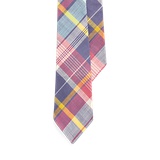 Vintage-Inspired Plaid Tie