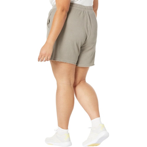리복 Reebok Plus Size Classics Natural Dye Waffle Shorts