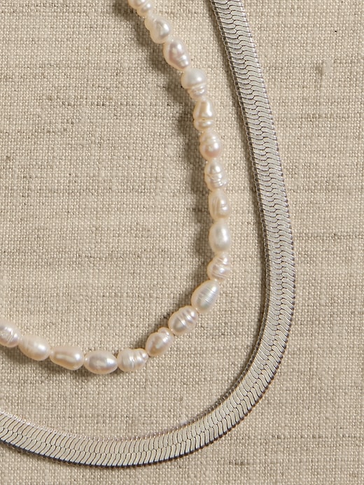 bananarepublic Pearl Snake Chain Necklace
