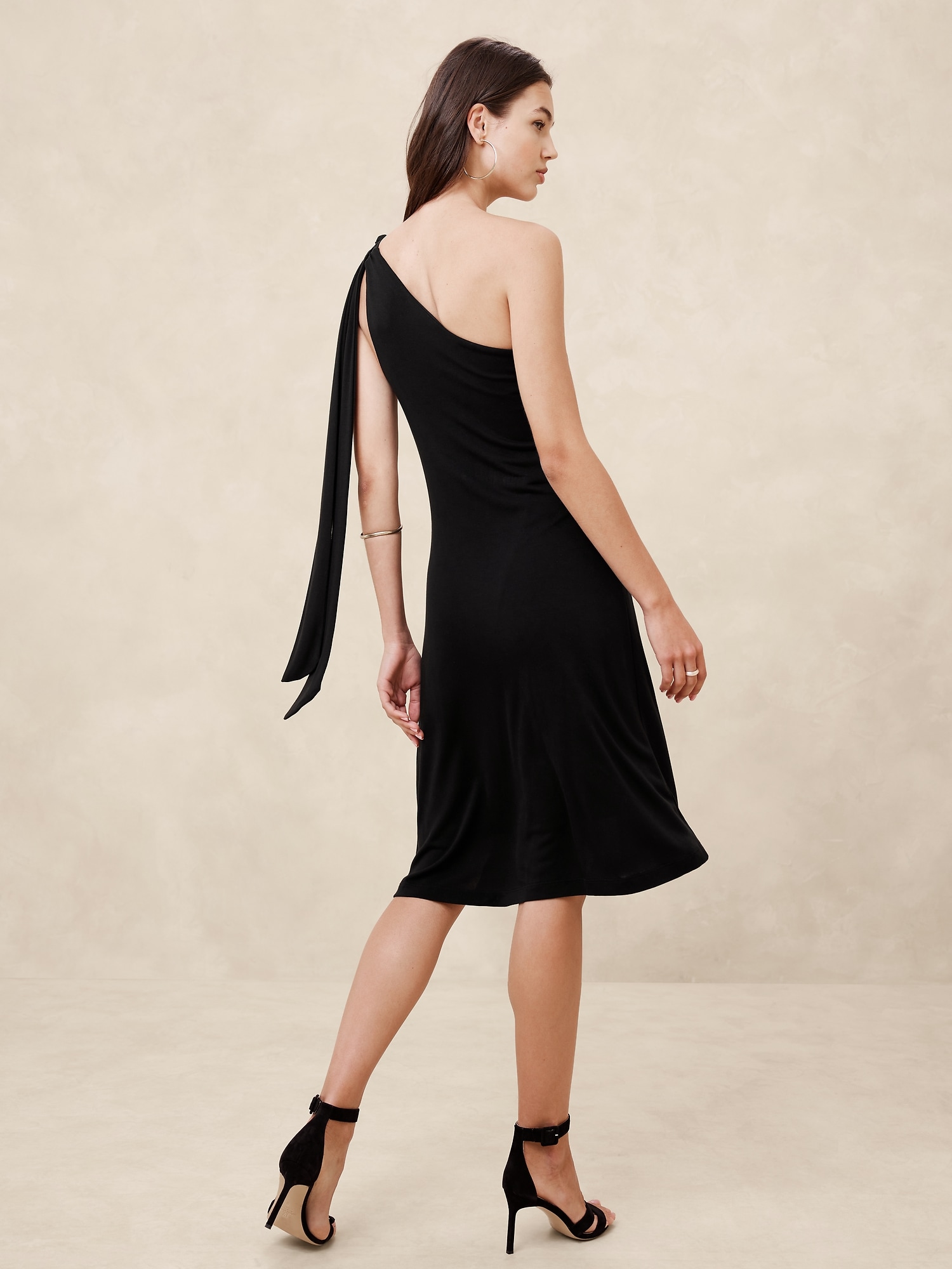 바나나리퍼블릭 Tencel Knee-Length Dress