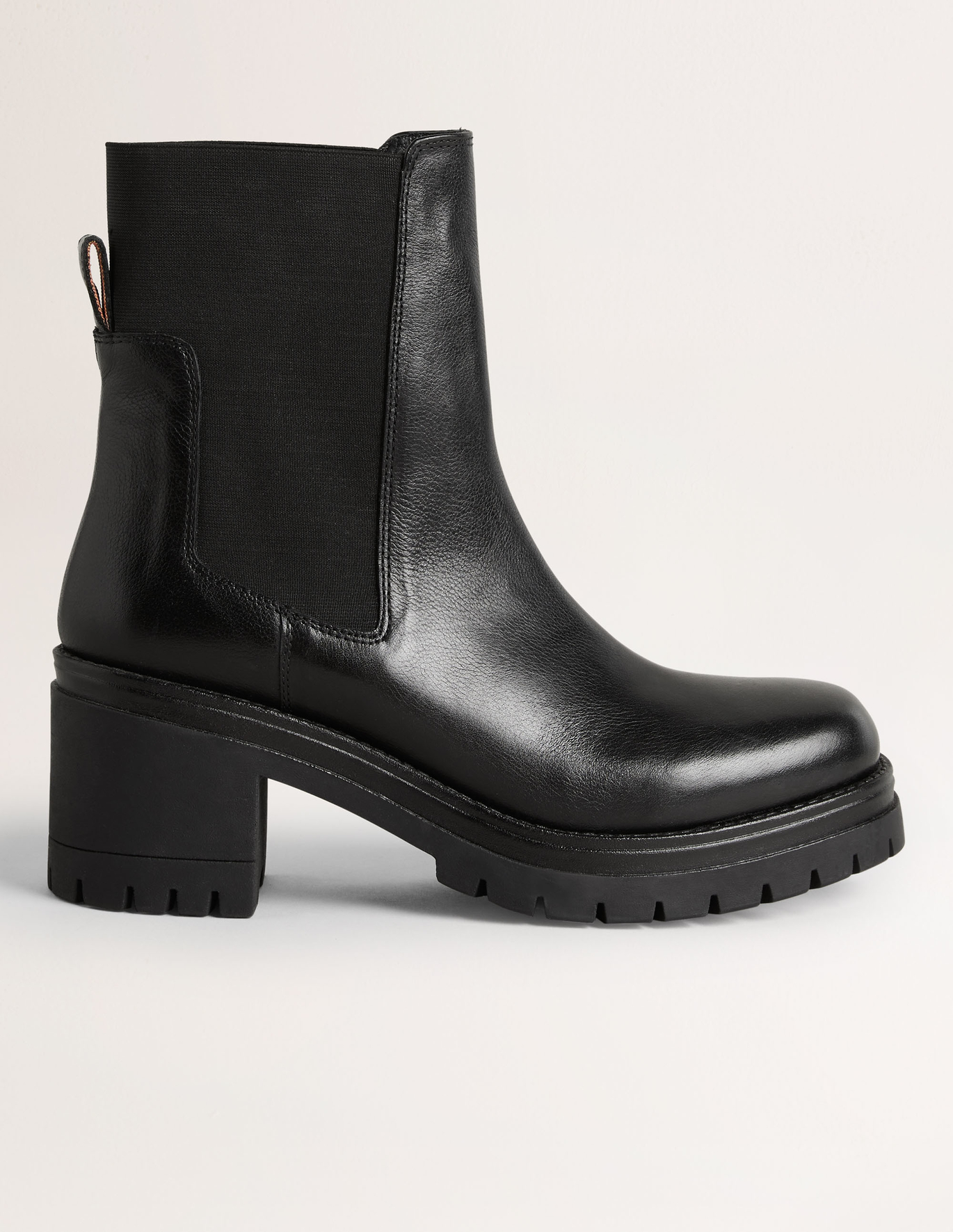 Boden Chunky Heeled Chelsea Boots - Black