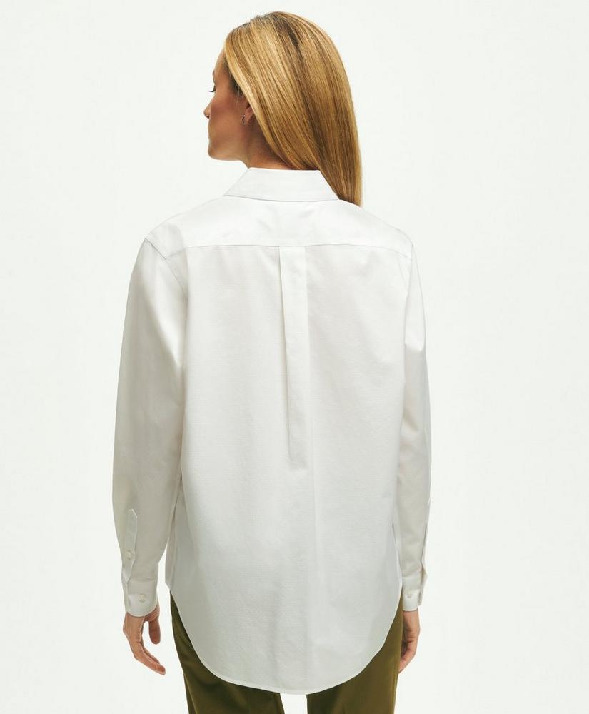 브룩스브라더스 Relaxed Fit Non-Iron Stretch Supima Cotton Shirt with White Collar & Cuffs