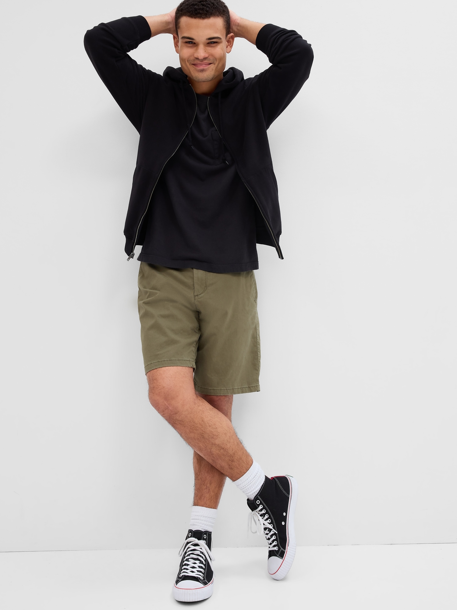 10 Essential Khaki Shorts
