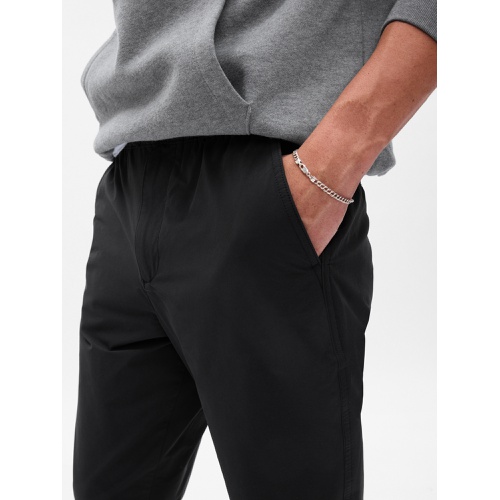 갭 E-Waist Modern Khakis in Straight Fit with GapFlex