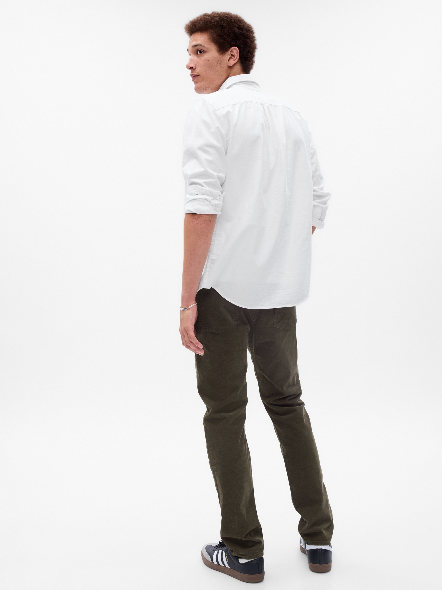 갭 Corduroy Slim Pants in GapFlex