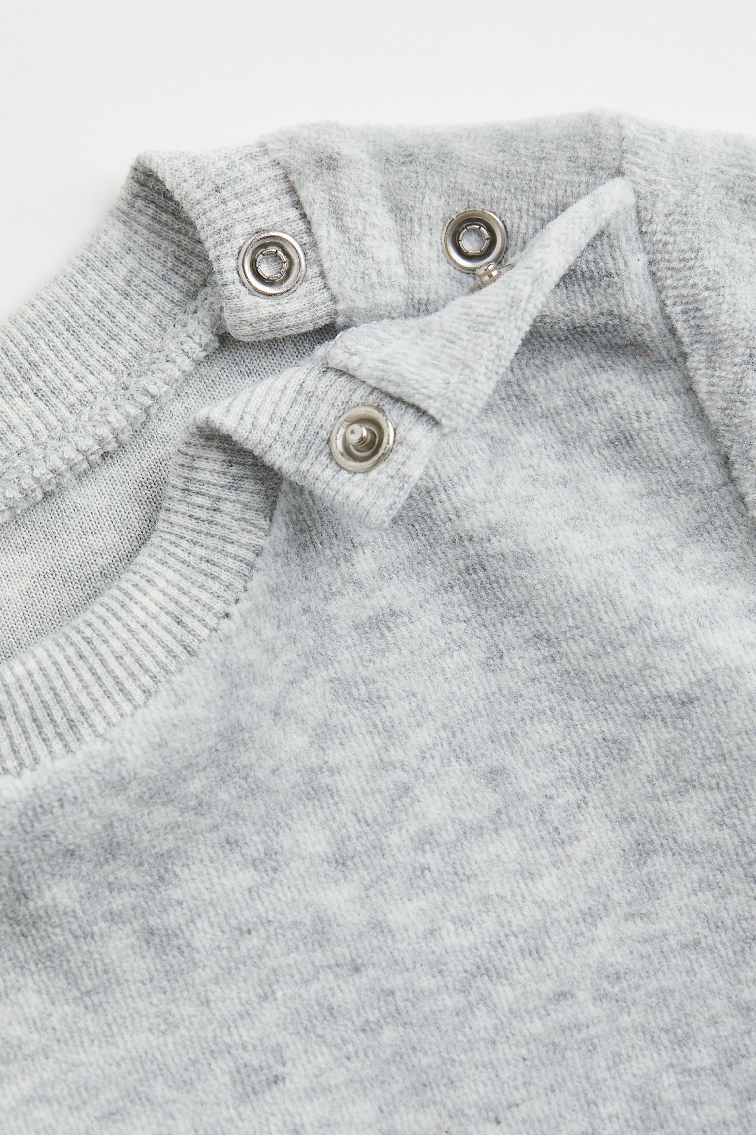 에이치앤엠 H&M Velour Sweatshirt