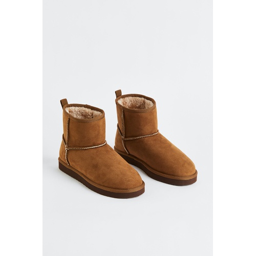 에이치앤엠 H&M Warm-lined Slip-on Boots