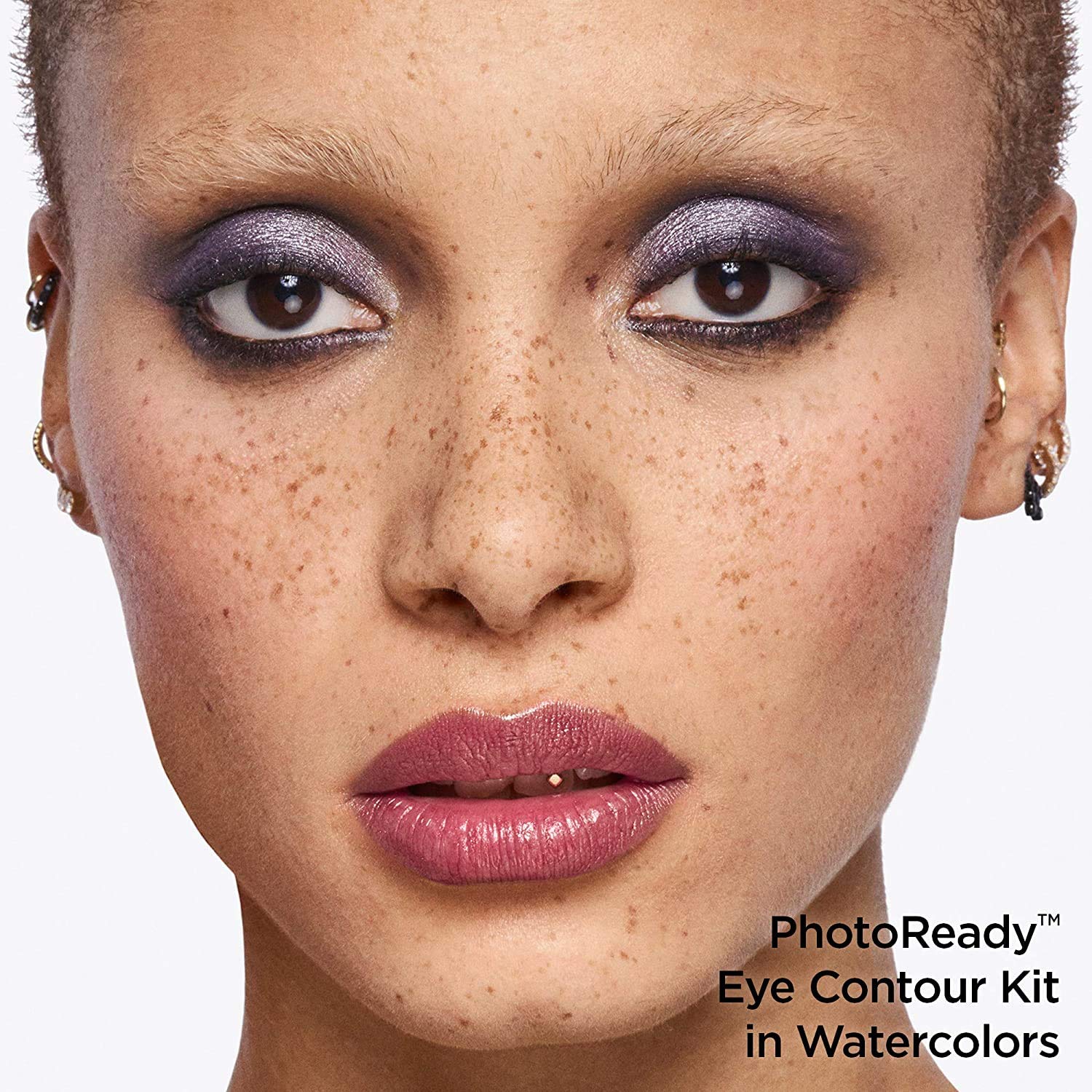  Revlon PhotoReady Eye Contour Kit, Eyeshadow Palette with 5 Wet/Dry Shades & Double-Ended Brush Applicator, Metropolitan (501), 0.1oz