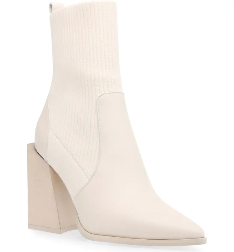 Steve Madden Tackle Pointed Toe Bootie_BONE LEATHER
