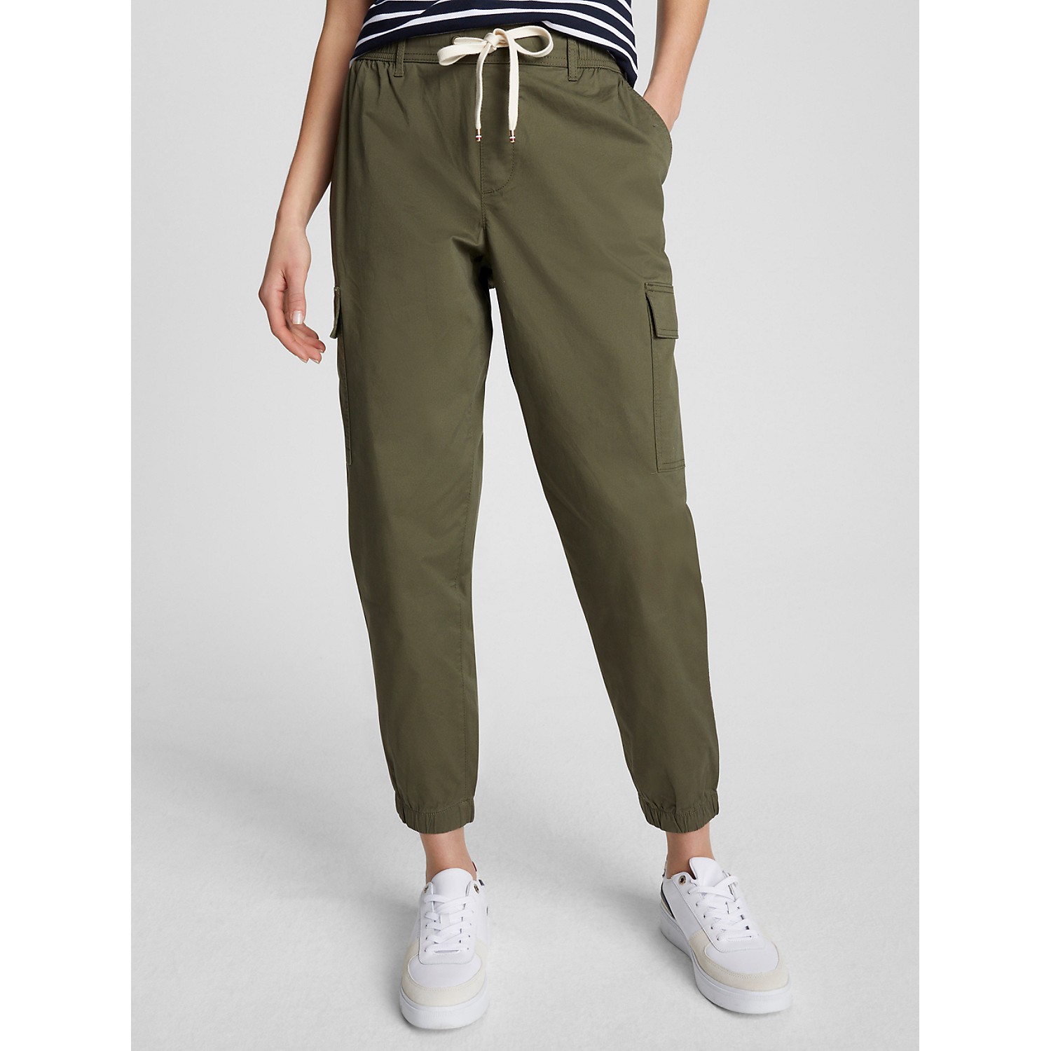 TOMMY HILFIGER Chambray Cargo Jogger