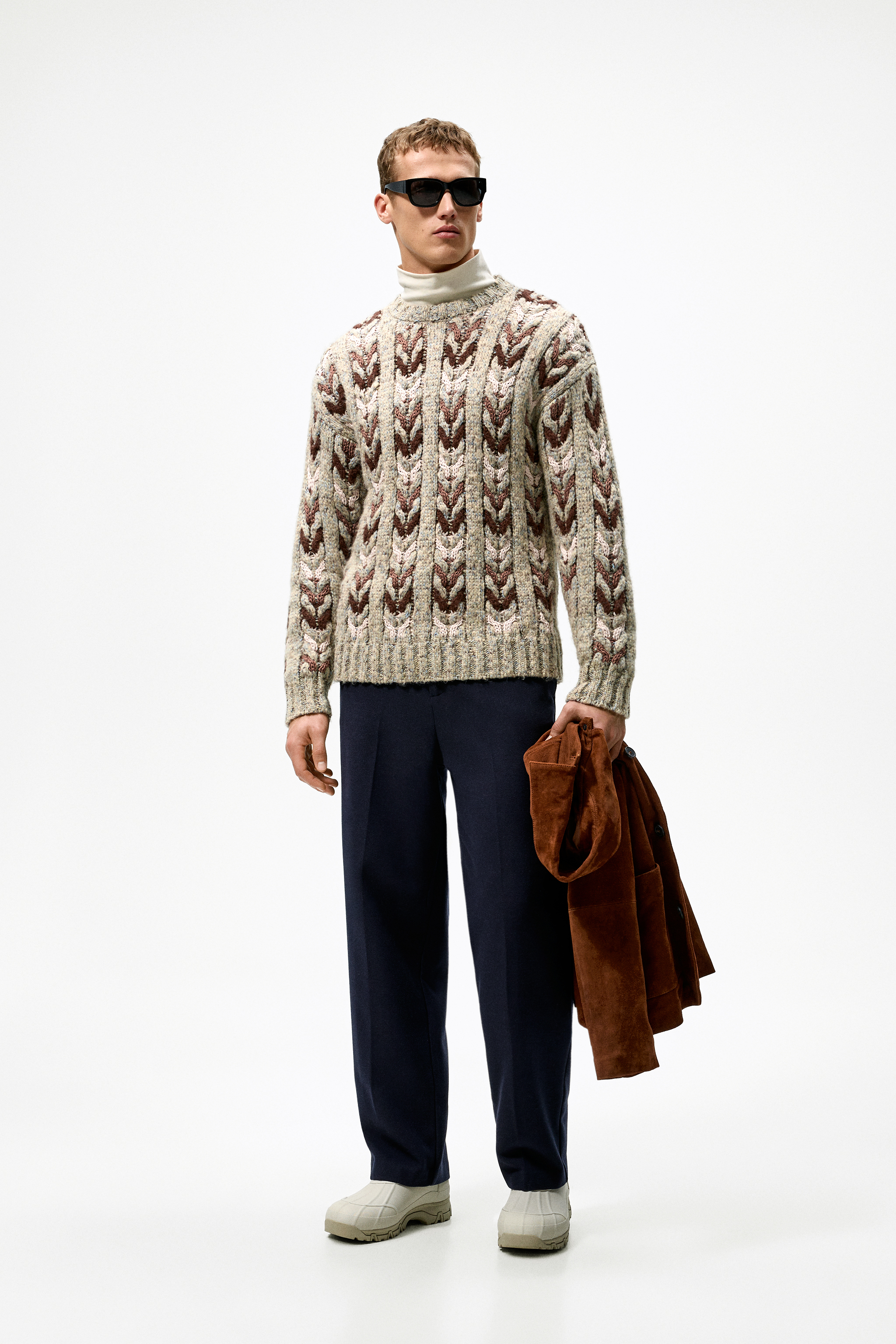 Zara TEXTURED CABLE KNIT SWEATER