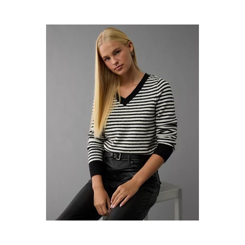 아메리칸이글 AE Whoa So Soft Shrunken V-Neck Sweater
