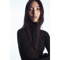 MERINO WOOL TURTLENECK TOP