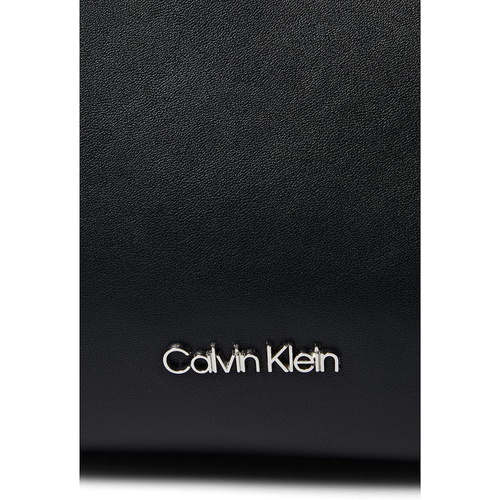  Calvin Klein Kaitlyn Crossbody