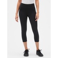 GapFit Sport Compression Legging Capris