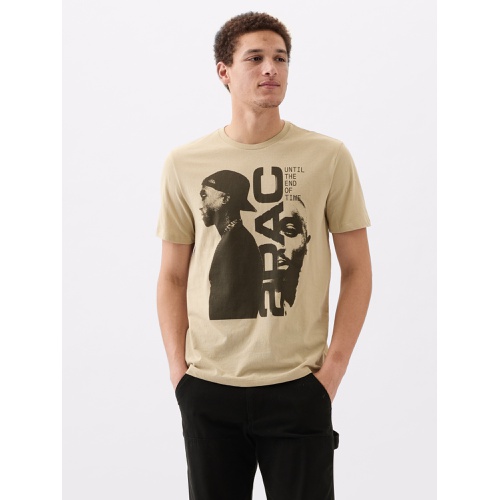 갭 Tupac Shakur Graphic T-Shirt