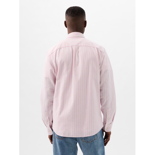 갭 Classic Oxford Shirt in Standard Fit