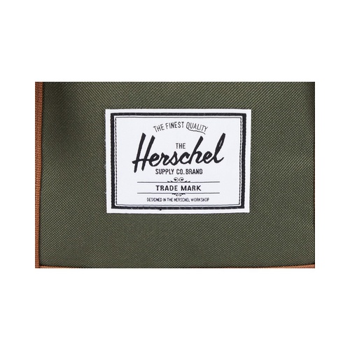 허쉘 Herschel Supply Co. Retreat
