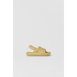 Zara BABY/ MONOCHROMATIC RUBBERIZED SANDALS